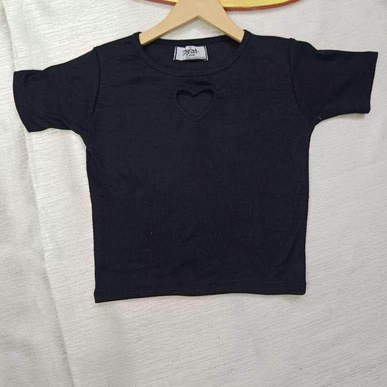 Ribbed Heart Cut-Out Tee Crop Top